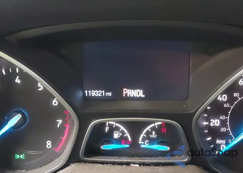 2015 Ford Focus Se z USA, uszkodzony, nr VIN 1FADP3K28FL279207